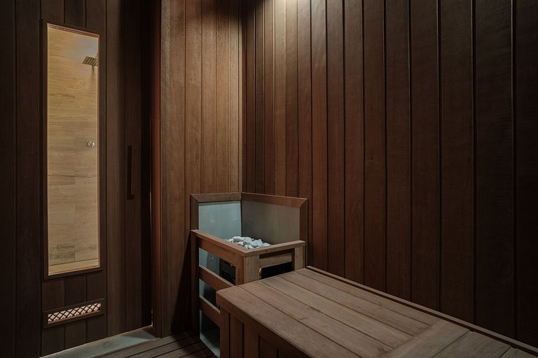 Studio com piscina e portaria 24h em Pinheiros