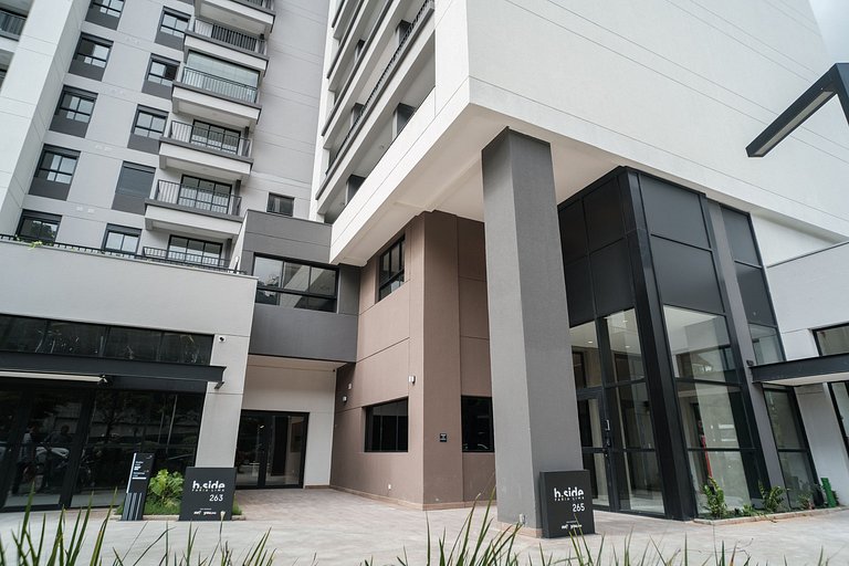 Studio em Pinheiros c/ Vista da Cidade e Rooftop