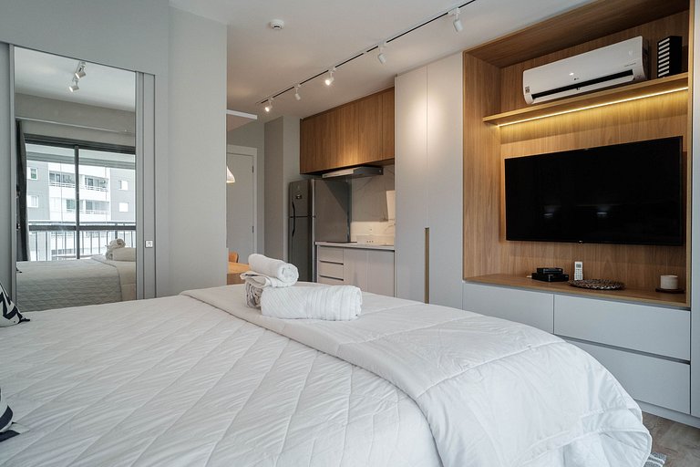 Apto de alto padrão com cama queen em Moema