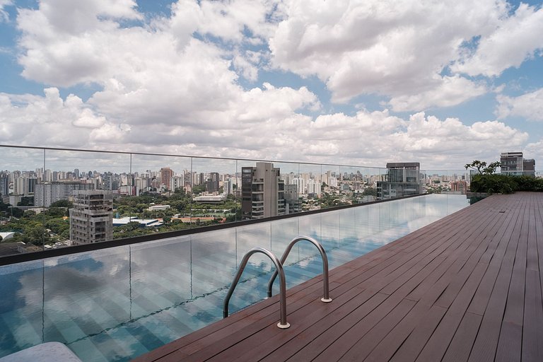 Luxo: Apto alto padrão em Moema