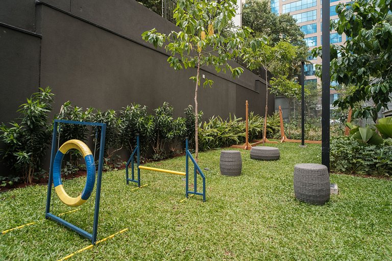Apto com WI-FI, varanda, ao lado do Ibirapuera