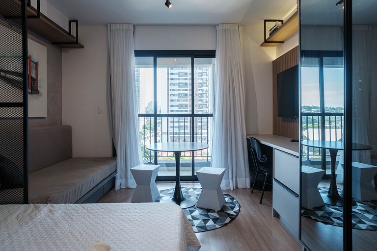 Studio Moderno para Alugar em Pinheiros - 3 Pessoas, Varanda