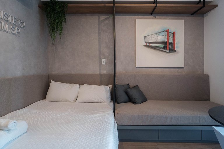 Studio Moderno para Alugar em Pinheiros - 3 Pessoas, Varanda