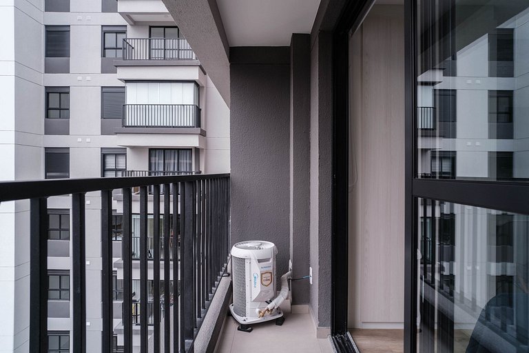 Studio para Alugar em Pinheiros - Metrô Faria Lima, Piscina