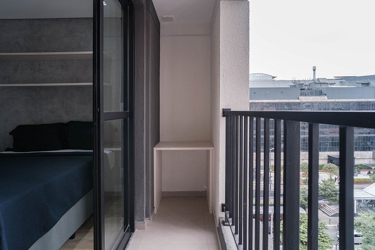 Studio para Alugar em Pinheiros - Metrô Faria Lima, Piscina