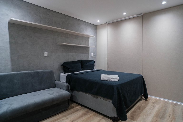 Studio em pinheiros com WI-FI e cozinha equipada