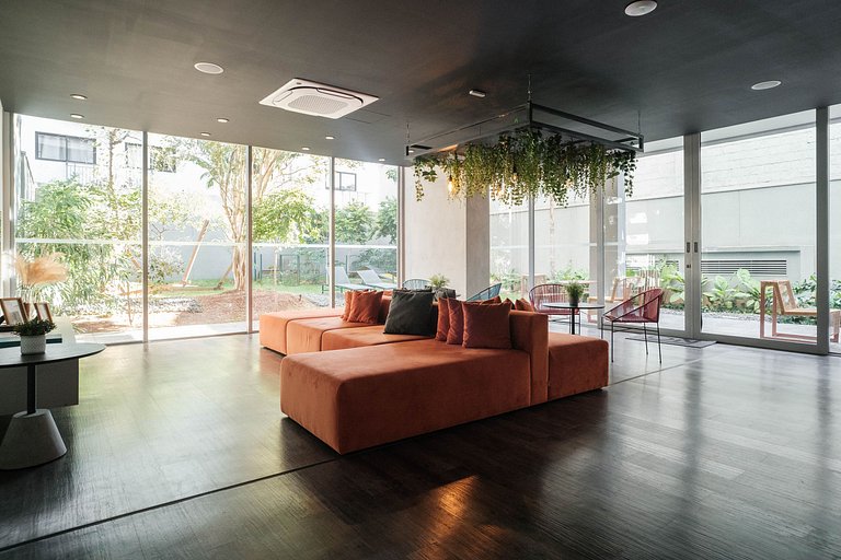 Apto Luxo com garagem em Moema