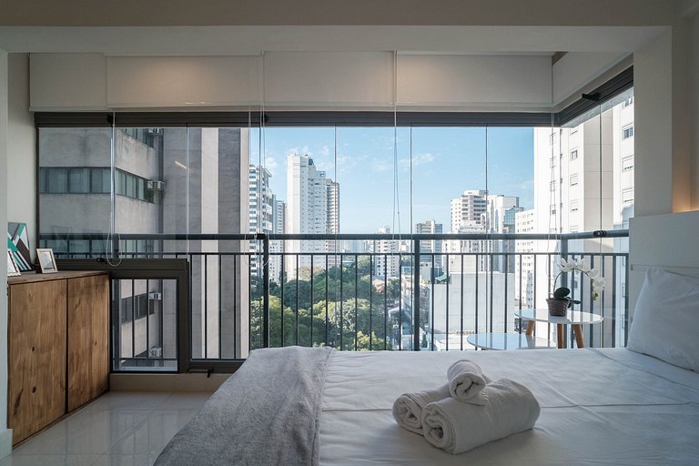 Studio com filtro de água, WI-FI e portaria 24h