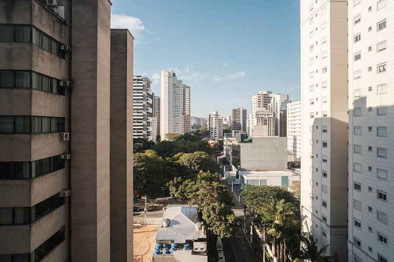 Studio com filtro de água, WI-FI e portaria 24h