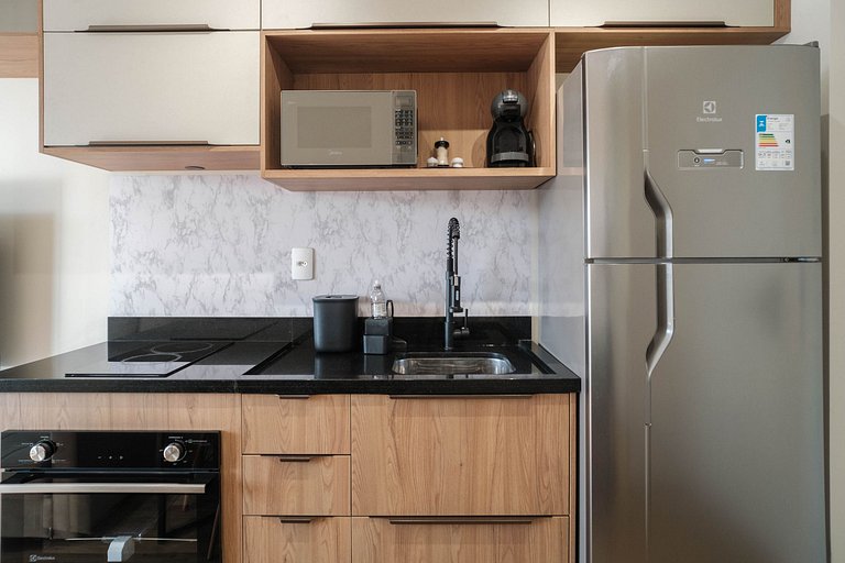 Apto completo, cozinha equipada e WI-FI