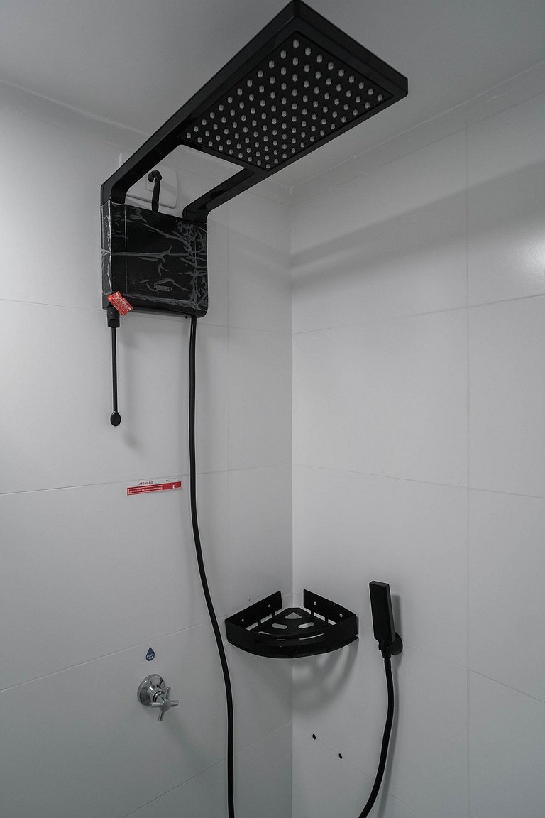 Apto completo, cozinha equipada e WI-FI