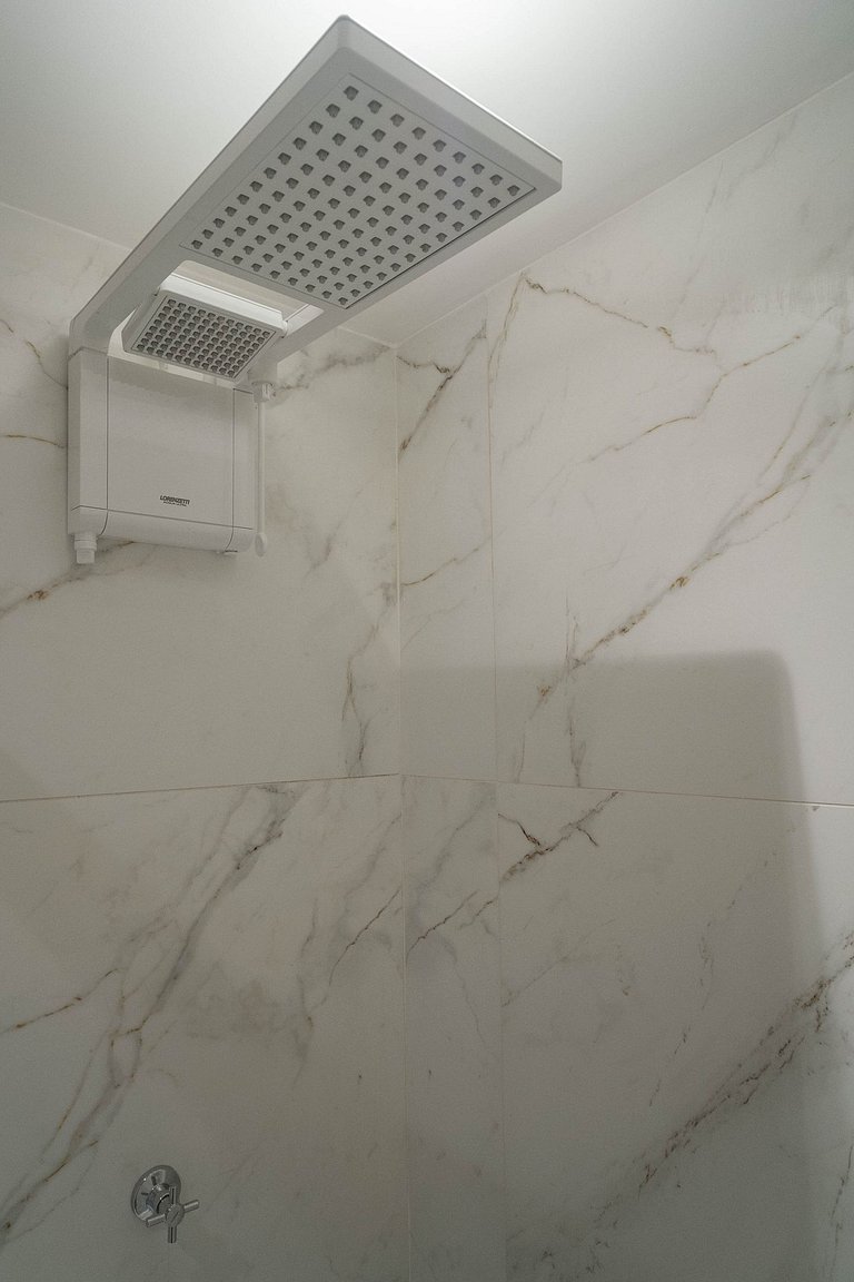 Apto para Alugar em Pinheiros - Metrô Faria Lima, Piscina
