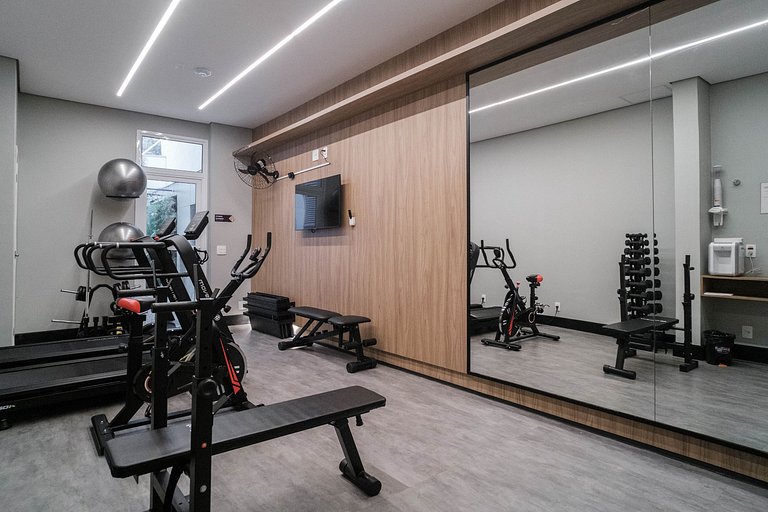 Studio Premium | Varanda e Excelente Localização
