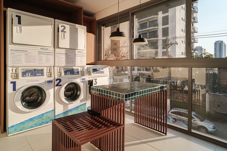 Apto em Pinheiros c/ Piscina, Coworking e Metrô