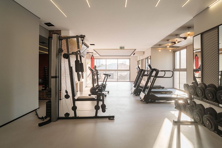 Apto em Pinheiros c/ Piscina, Coworking e Metrô
