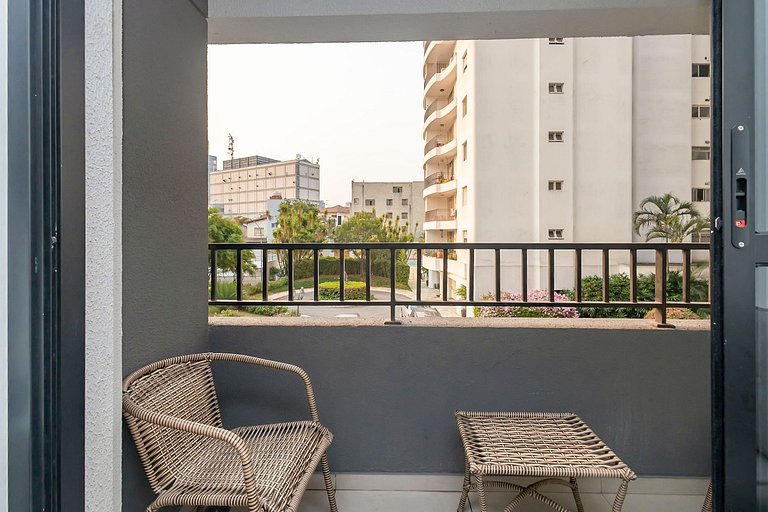 Apto ao lado da faria lima com portaria 24h e WIFI