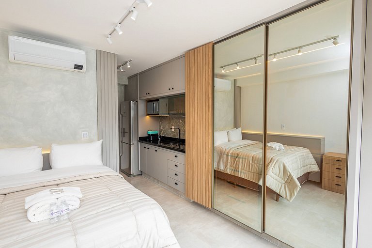 Apto elegante c/ cama queen e vista para cidade