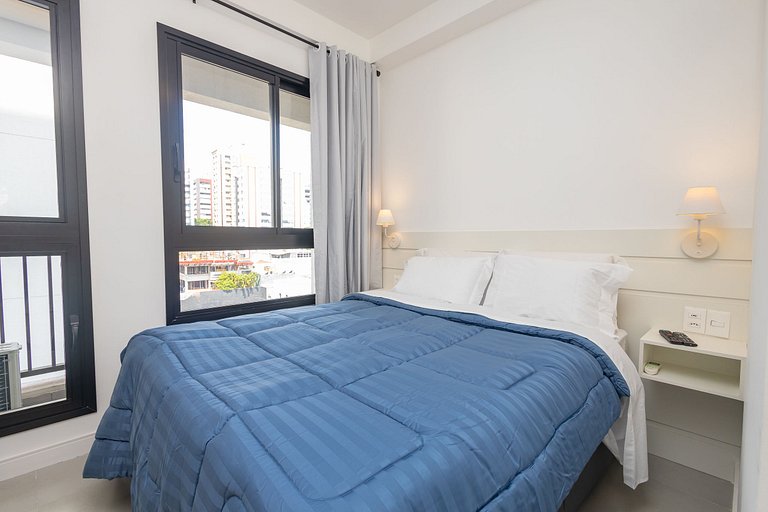 Apto completo c/ cama queen e TV a cabo