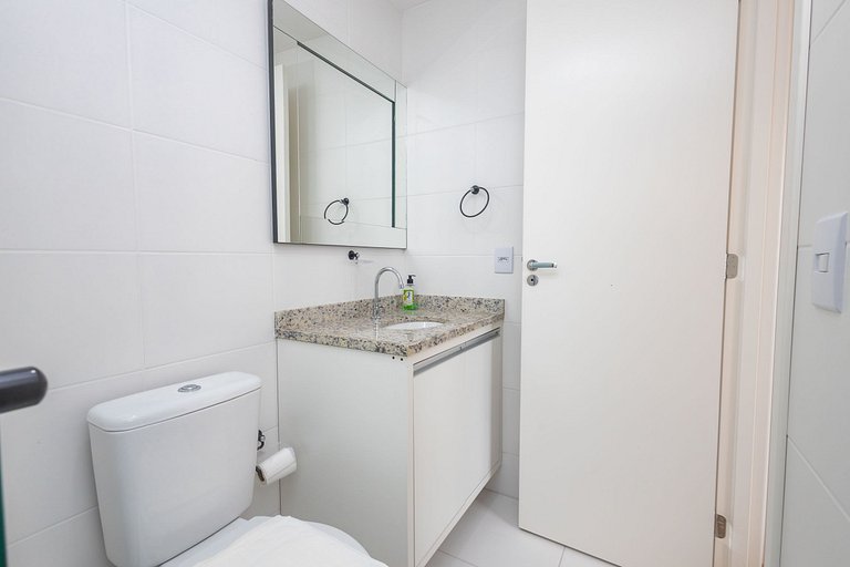 Apto em Pinheiros c/ Piscina, Coworking e Metrô