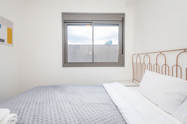 Apto em Pinheiros c/ Piscina, Coworking e Metrô