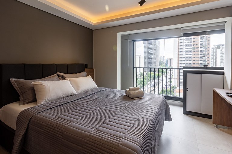 Apto sofisticado c/ cama queen em Pinheiros