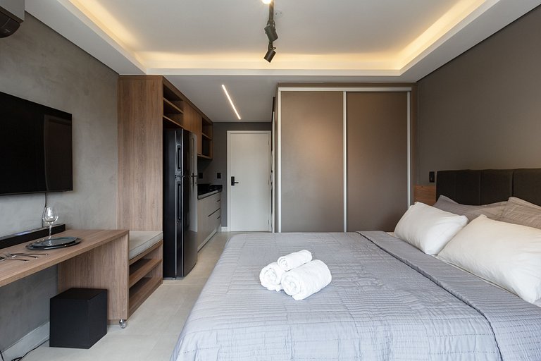 Apto sofisticado c/ cama queen em Pinheiros
