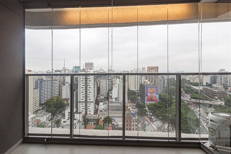Apto moderno c/ varanda ao lado da Paulista