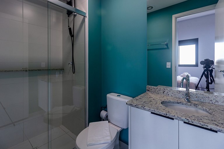Studio em Pinheiros c/ Piscina e Próx. Metrô Faria Lima