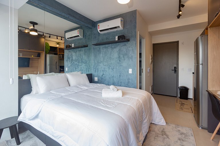 Apto elegante c/ cama queen na Paulista