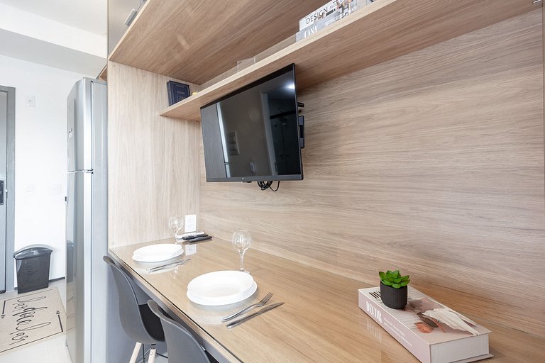 Apto elegante c/ cama queen na Paulista