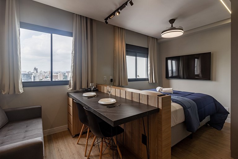 Apto em Pinheiros c/ Cama Queen e Vista da Cidade