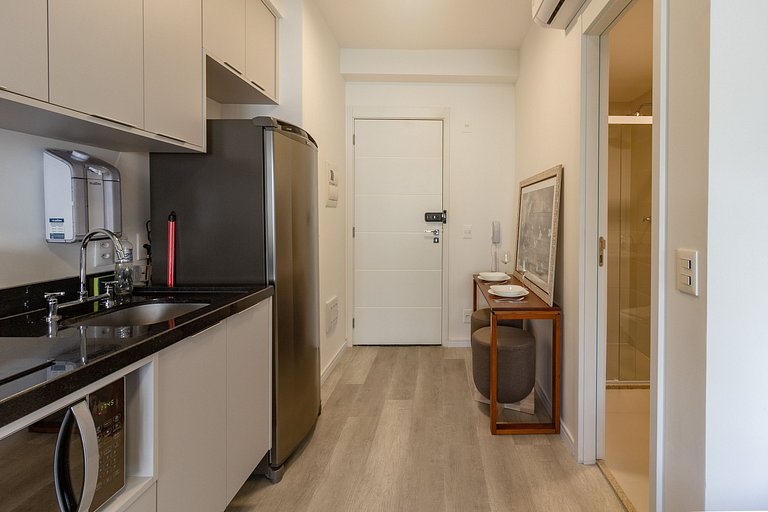 Studio Moderno e Completo no Campo Belo