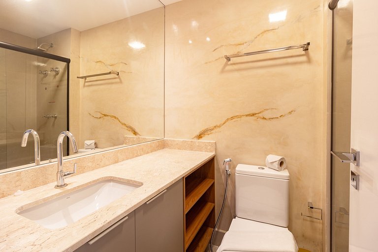 Elegância e conforto: apto completo c/ cama queen