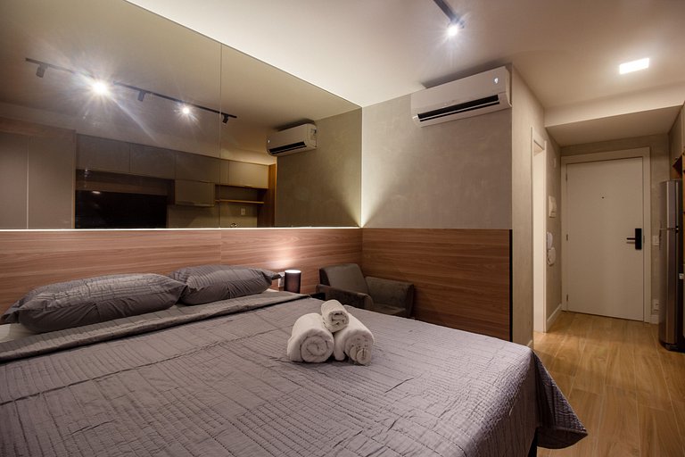 Elegância e conforto: apto completo c/ cama queen