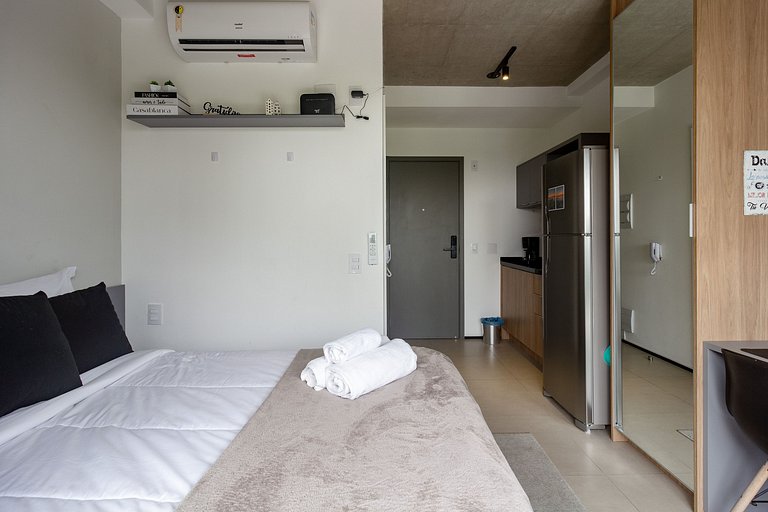 Apto garden c/ varanda próximo ao metrô Paraíso