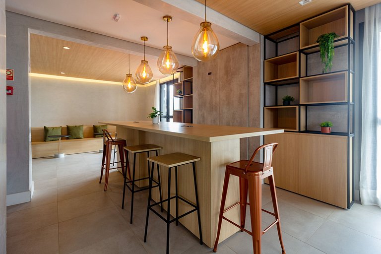 Apto completo com vista incrível próximo ao metrô