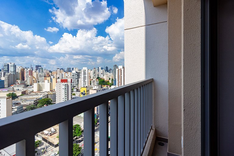 Luxo e conforto: apto completo em Pinheiros