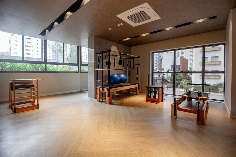 Apartamento amplo e elegante em Moema