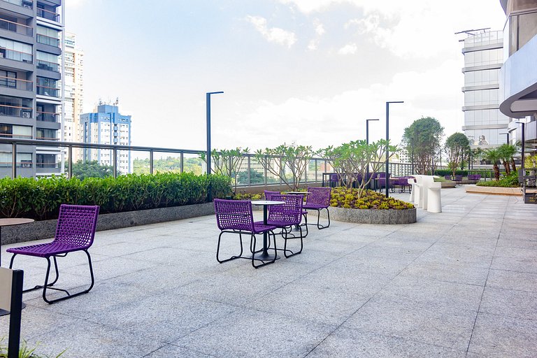 Studio Brooklin SP com  Vaga, Piscina e Academia