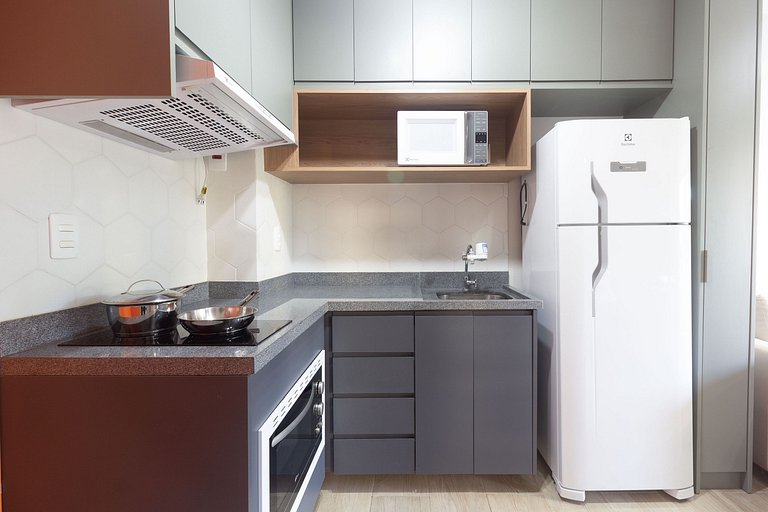 Encanto no coração de Pinheiros: Apt completo