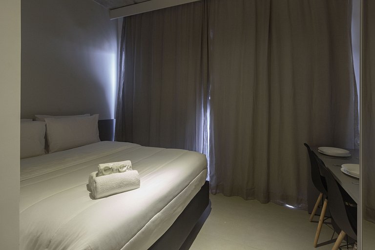 Apt superior próx da Paulista c/ ar condicionado