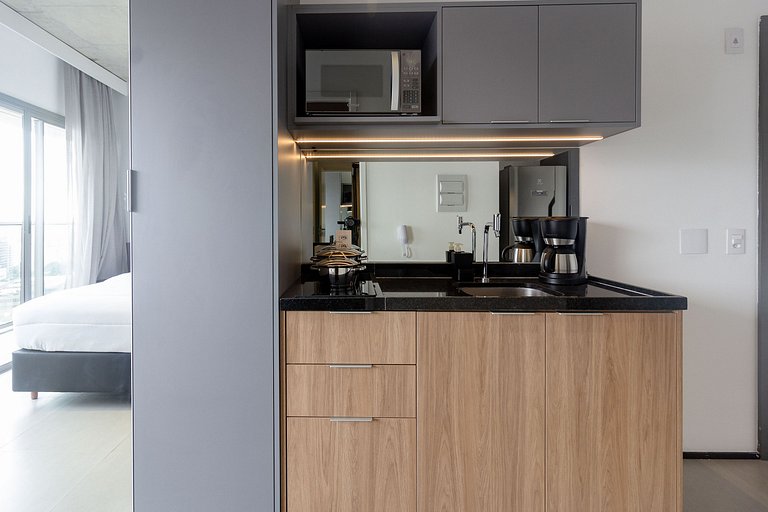 Apt superior próx da Paulista c/ ar condicionado