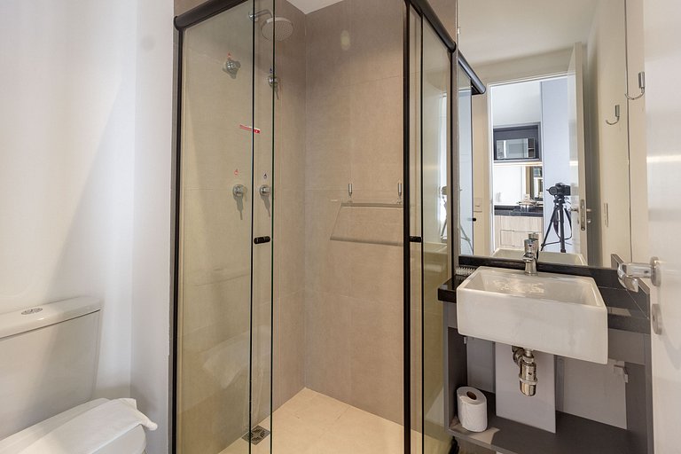 Apt superior próx da Paulista c/ ar condicionado