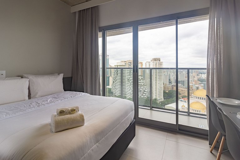Apt superior próx da Paulista c/ ar condicionado