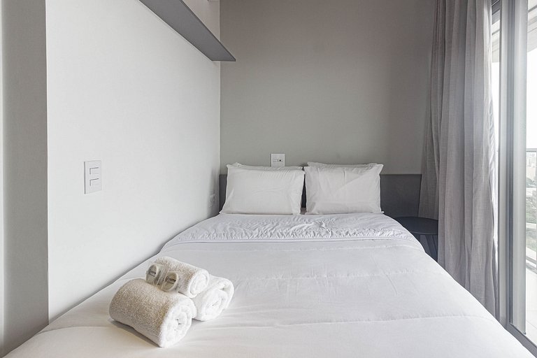 Apt superior próx da Paulista c/ ar condicionado