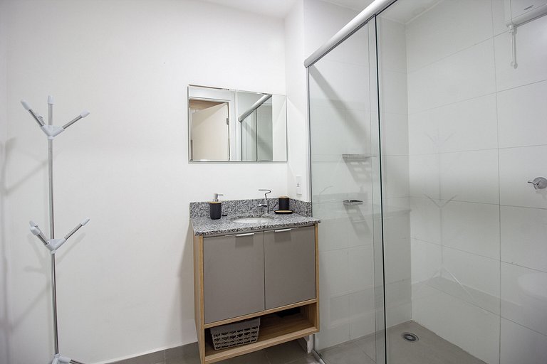 Encanto e praticidade: Apto completo em Pinheiros