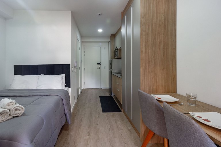 Encanto e praticidade: Apto completo em Pinheiros