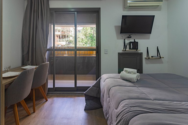 Encanto e praticidade: Apto completo em Pinheiros