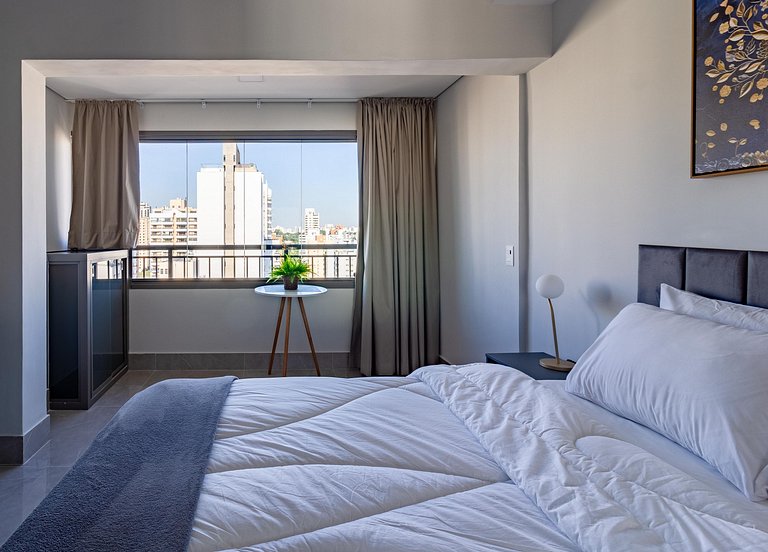 Apto completo em Moema c/ cama queen e WI-FI
