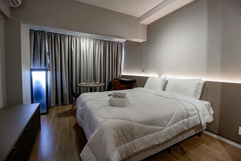 Apt superior c/ cama queen e WI-FI em Moema